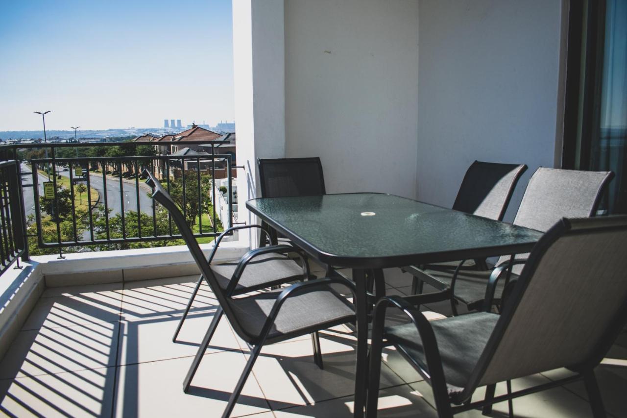 Royal Xtian Greenstone Ridge Căn hộ Johannesburg