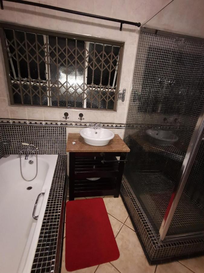 Guest house 497 On West Ave Johannesburg