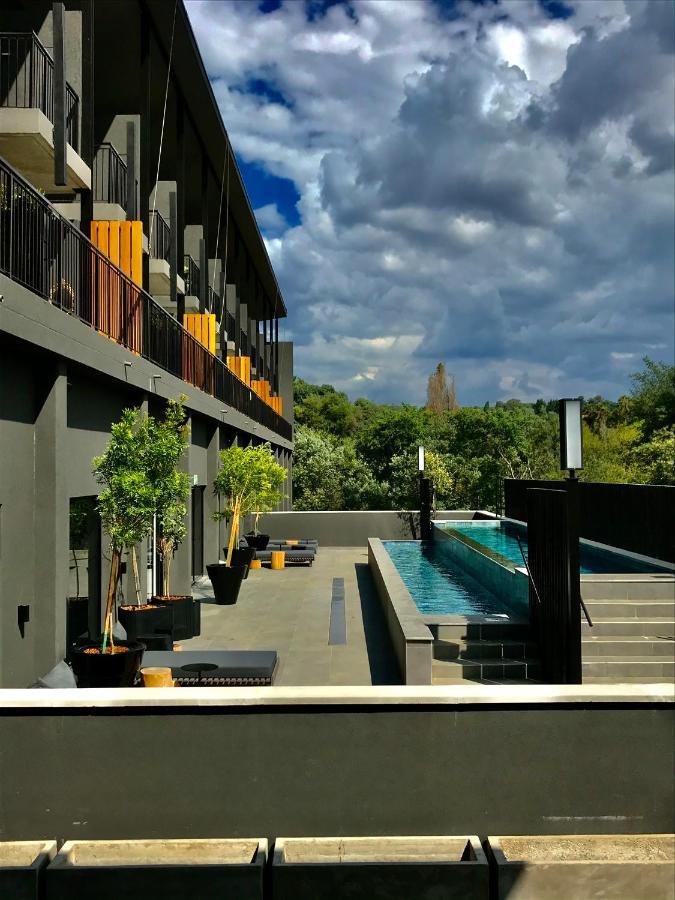 Apartment Executive *