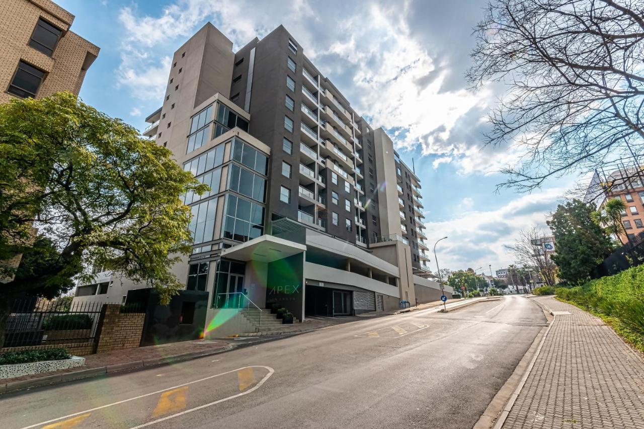 Kmg At The Apex Johannesburg