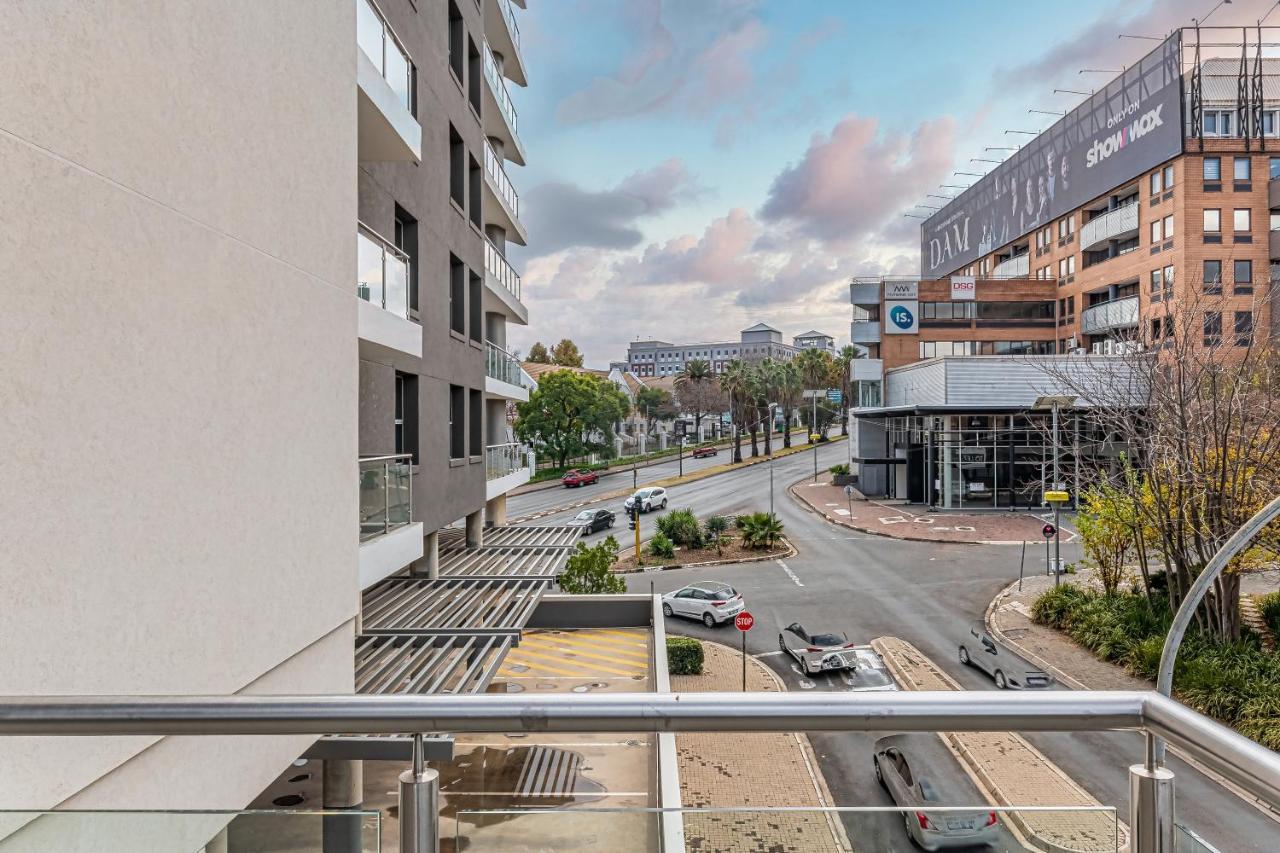 Apartment Kmg At The Apex *