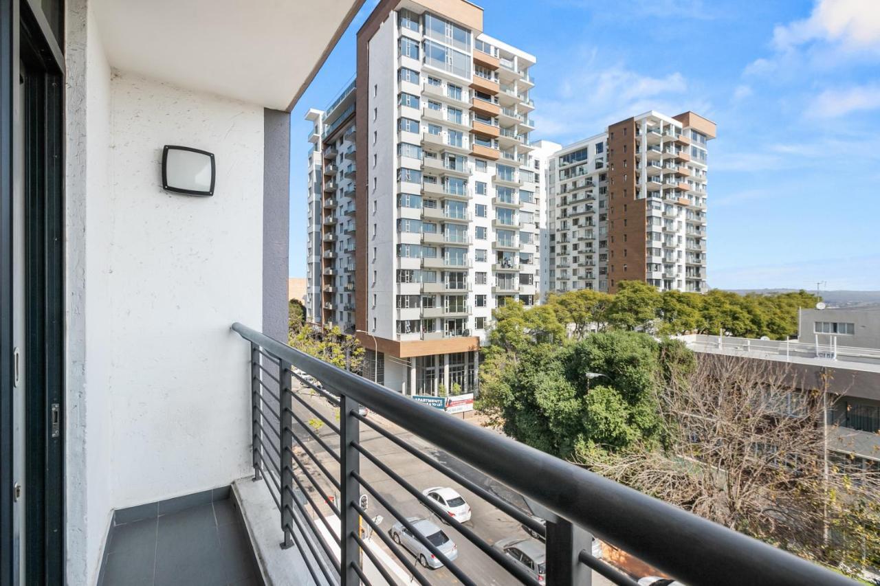 Easy - The Vantage Rosebank Apartment Johannesburg
