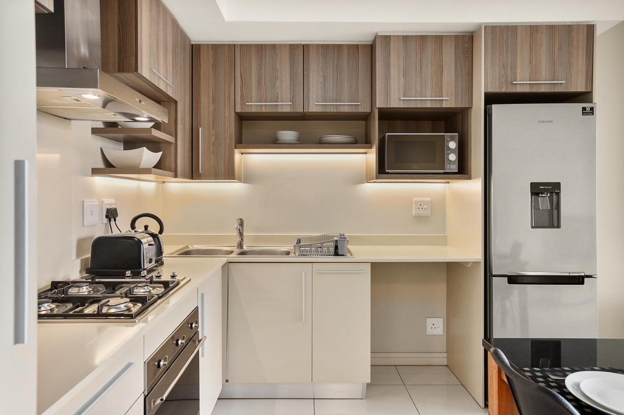Easy - The Tyrwhitt Rosebank *
