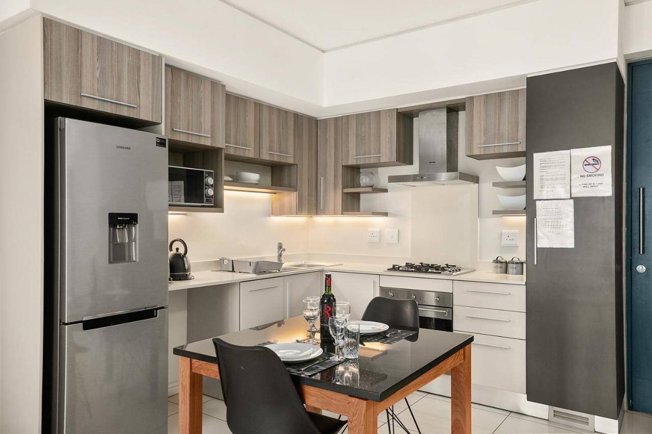 Apartment Easy - The Tyrwhitt Rosebank Johannesburg