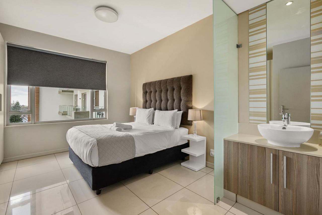 Easy - The Tyrwhitt Rosebank