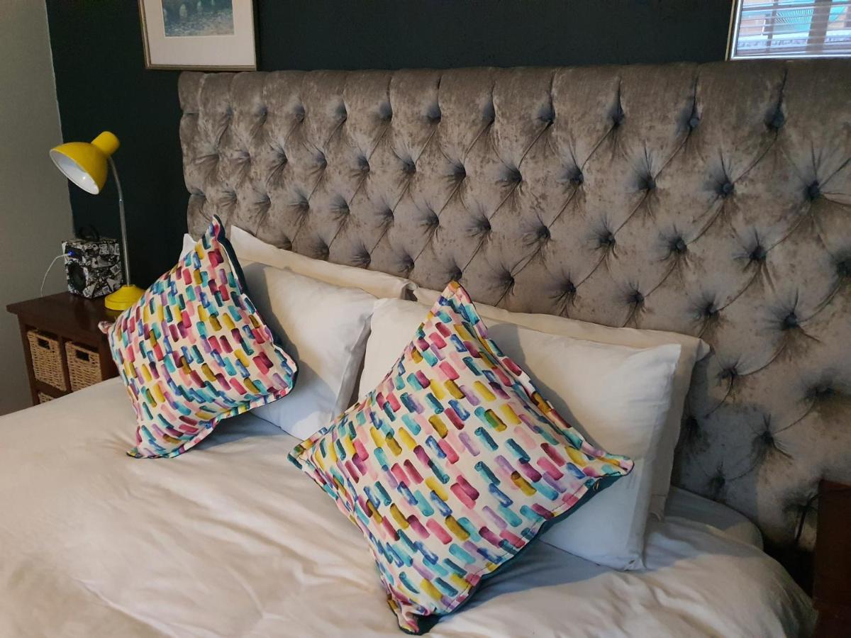 Happy Colourful Guest house
