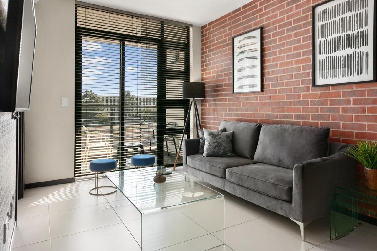 Easy - The Vantage Rosebank
