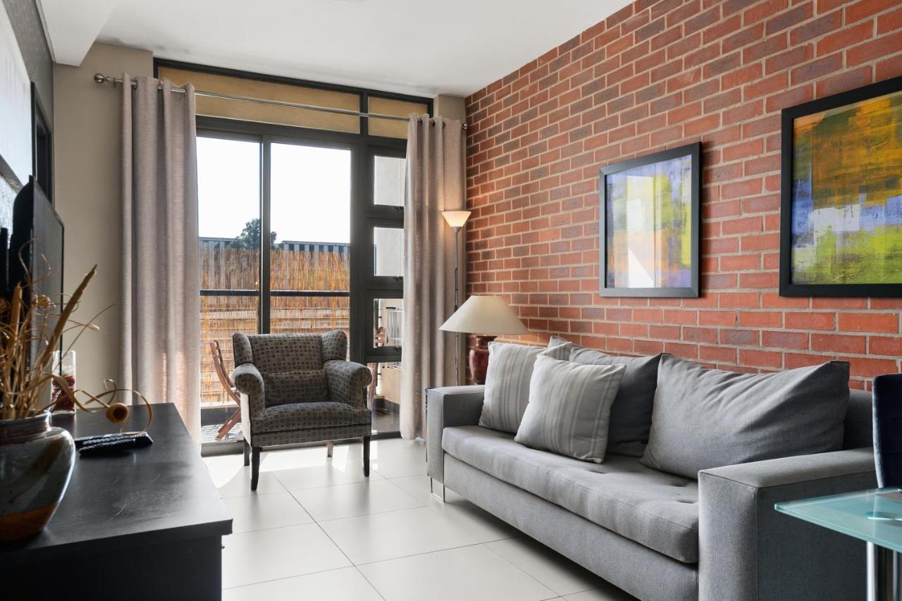 Apartment Easy - The Vantage Rosebank
