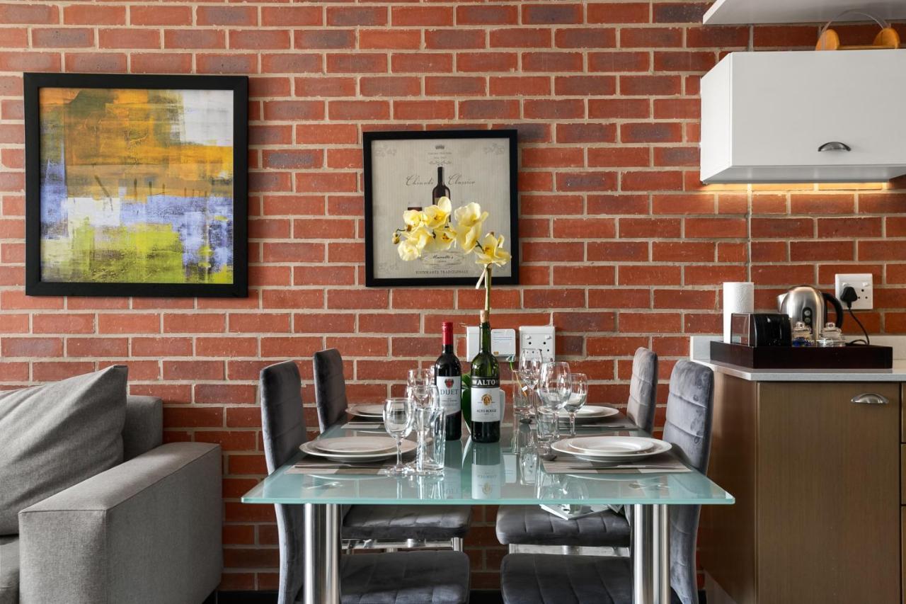 Easy - The Vantage Rosebank Apartment *