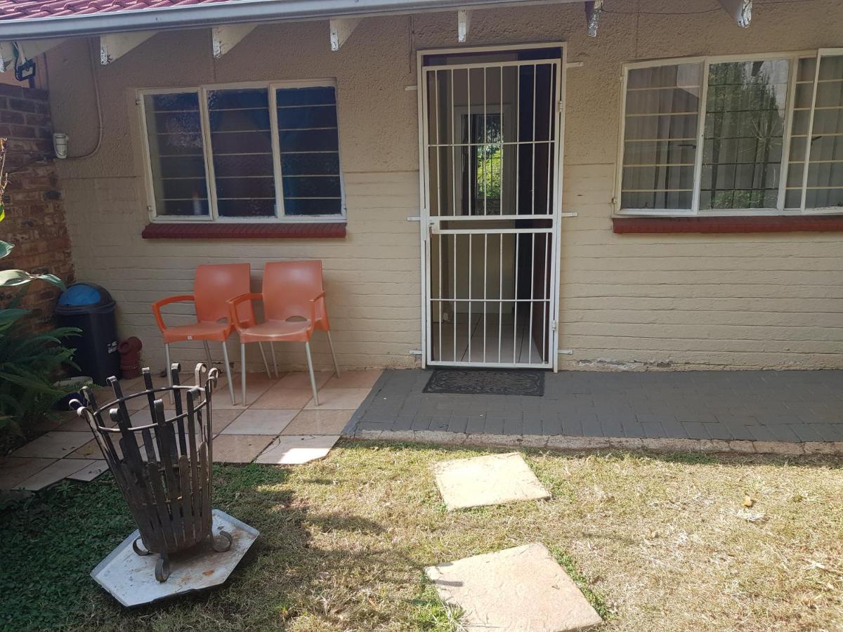 Guest house The Fairlands Hideout *