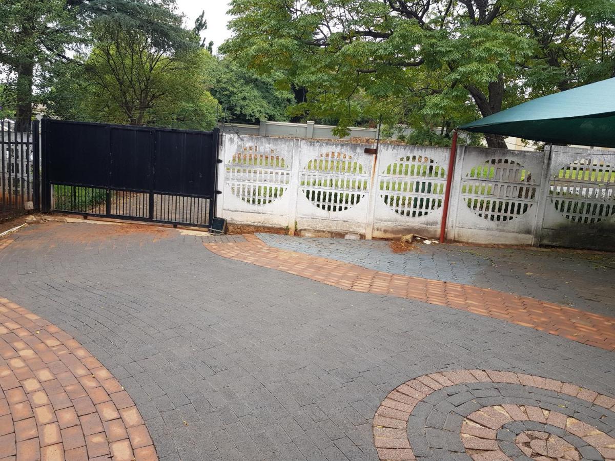 The Fairlands Hideout * Johannesburg