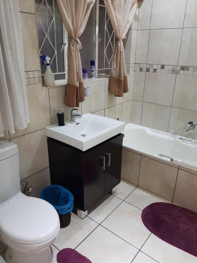 The Fairlands Hideout Guest house *