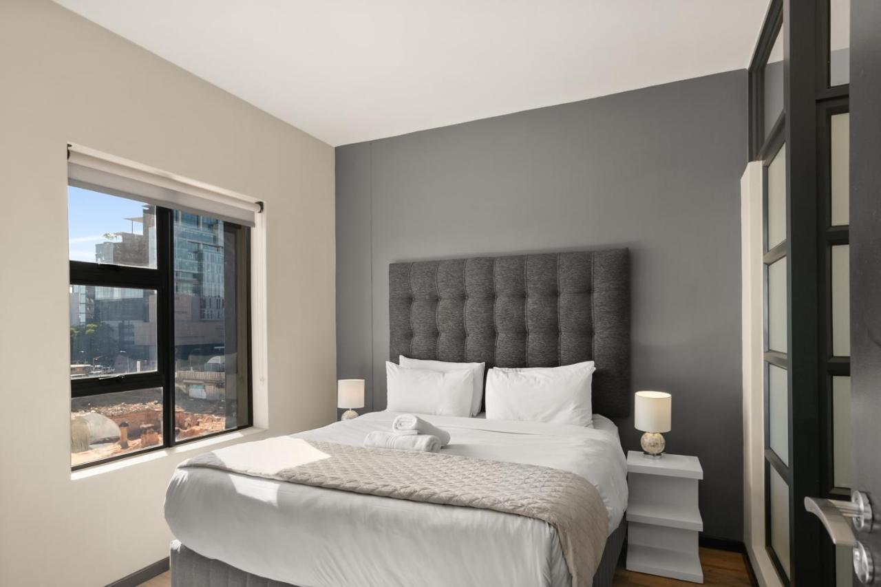 Apartment Easy - The Vantage Rosebank Johannesburg