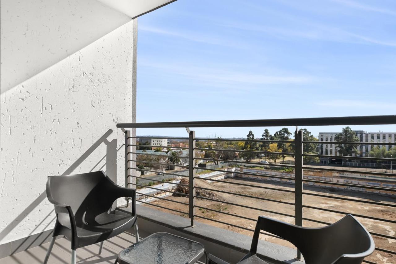 Apartment Easy - The Vantage Rosebank Johannesburg