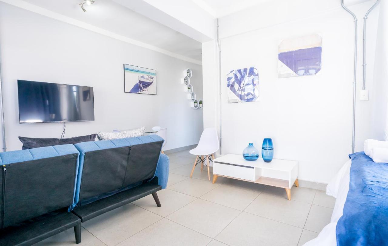 Apartment Melville Corner