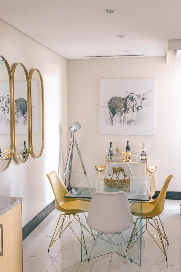 Raphael Penthouse 205 Aparthotel