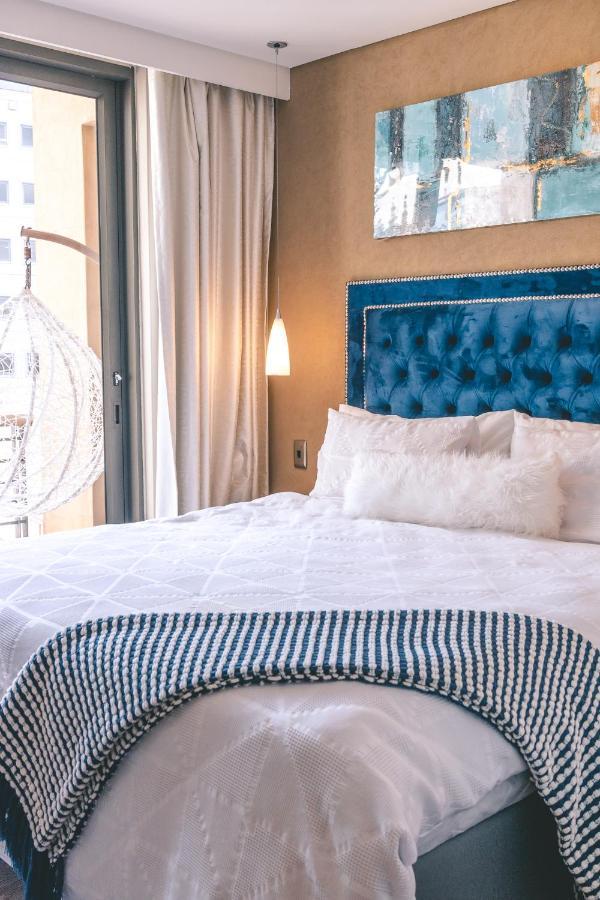 Raphael Penthouse 205 Aparthotel