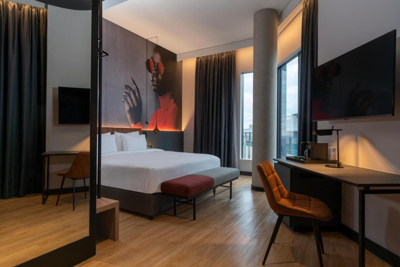 Hotel Radisson Red Rosebank Johannesburg