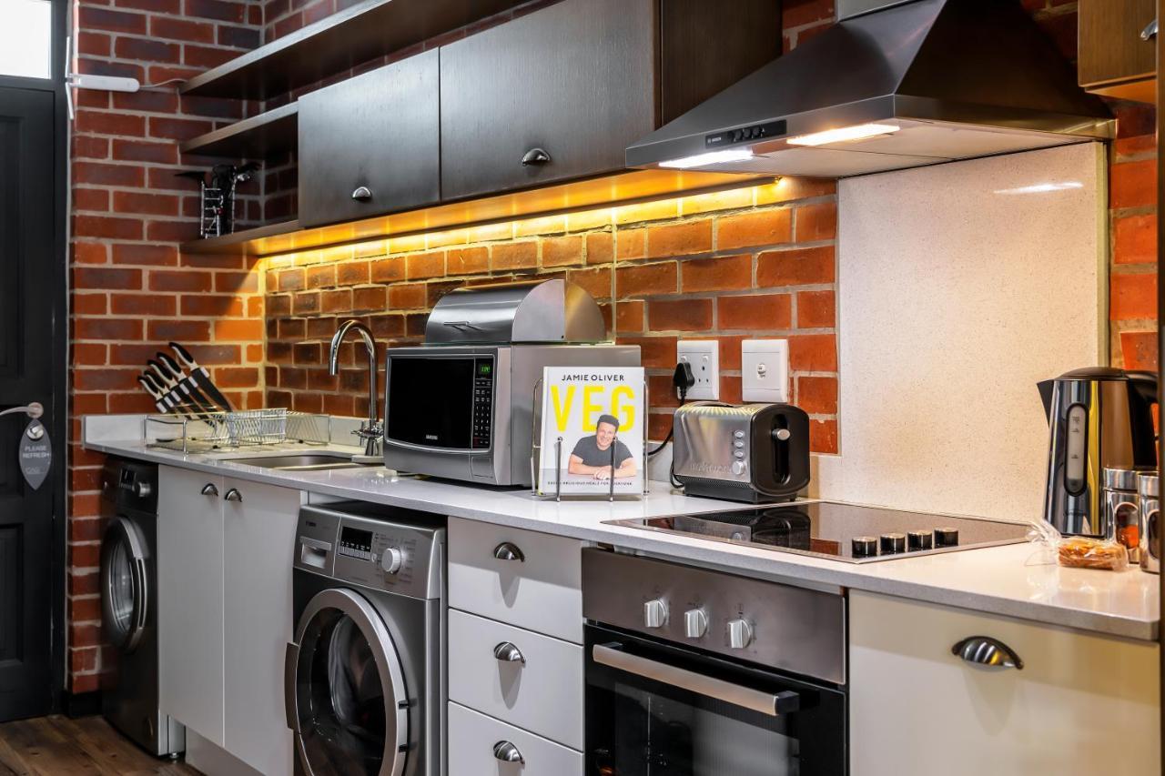 Apartment Corporate Rentals- The Vantage *