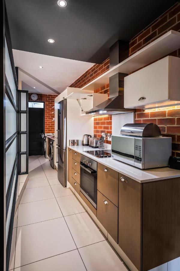 Corporate Rentals- The Vantage