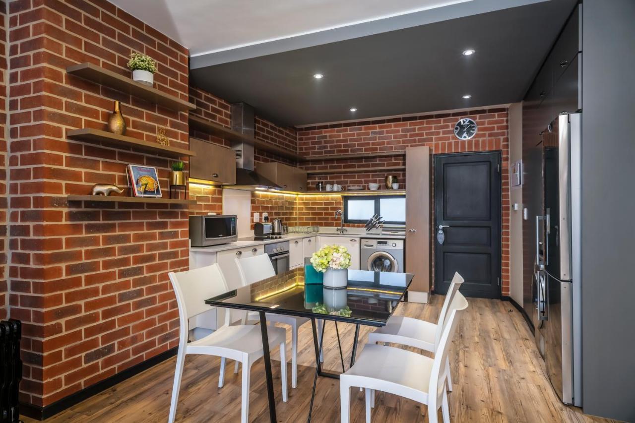 Corporate Rentals- The Vantage * Johannesburg