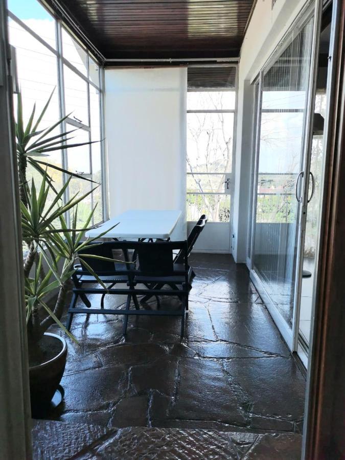 Guest house Kaleaba House In A Tranquil Surburb - Linmeyer