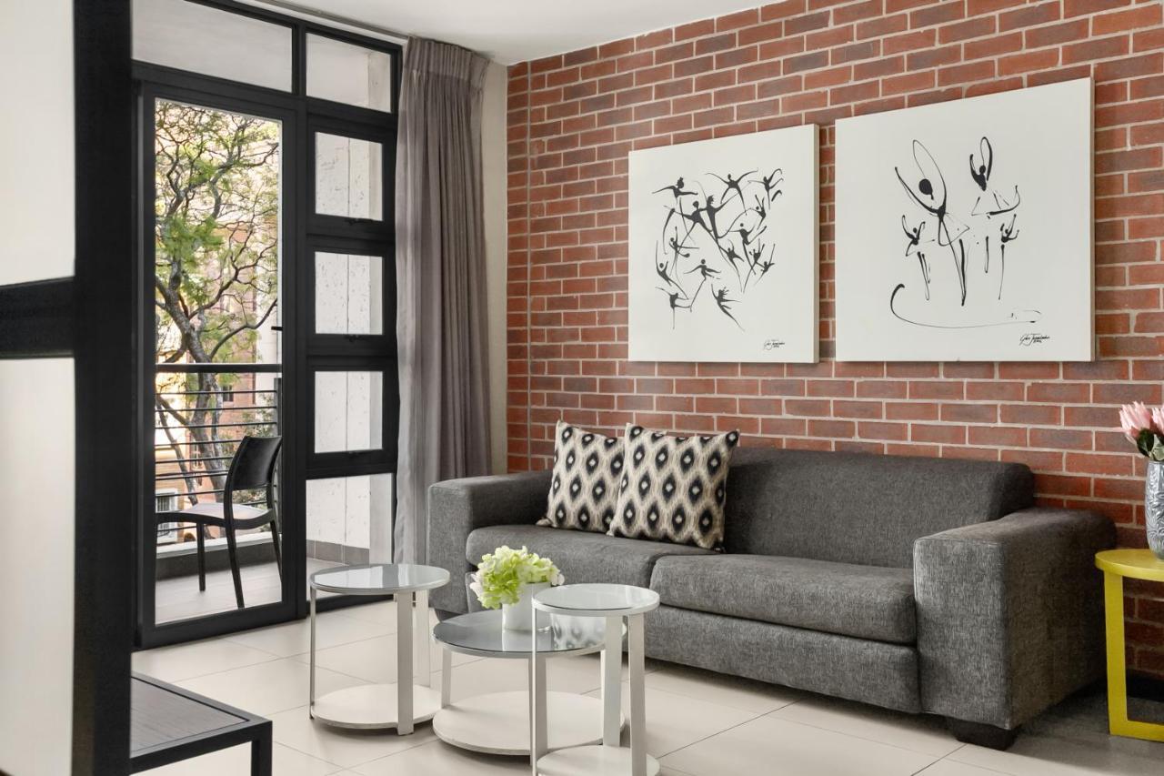 Apartment Easy - The Vantage Rosebank