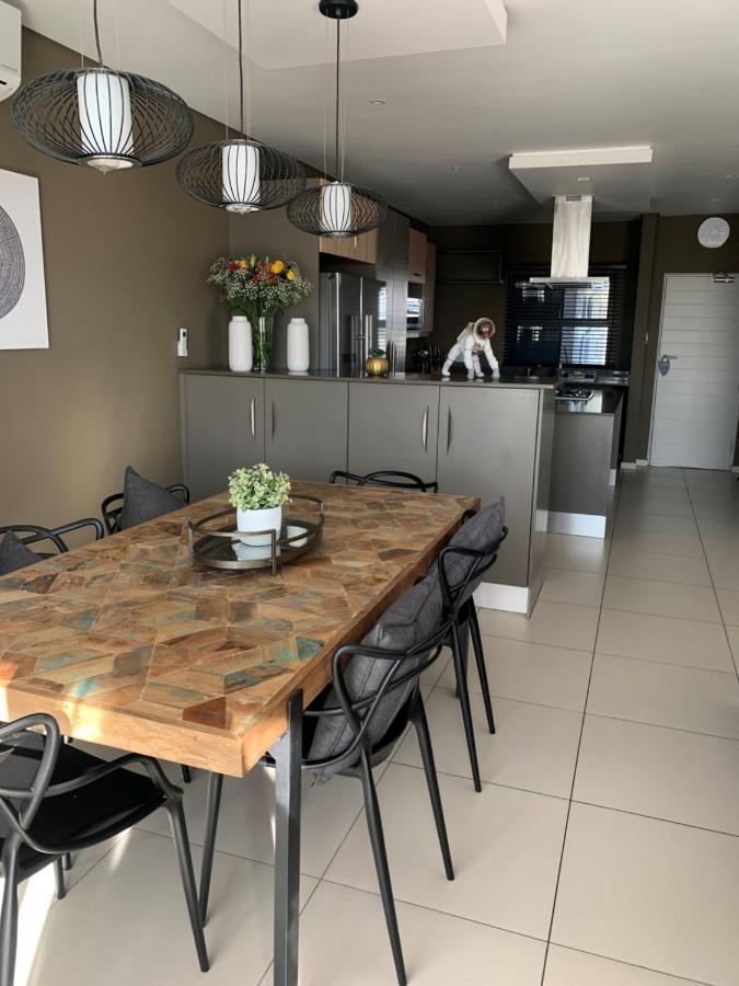 Cag The Hub Bryanston Apartment