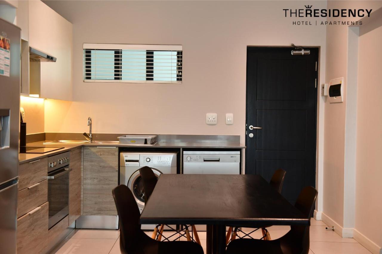Apartment The Residency Jellicoe Johannesburg