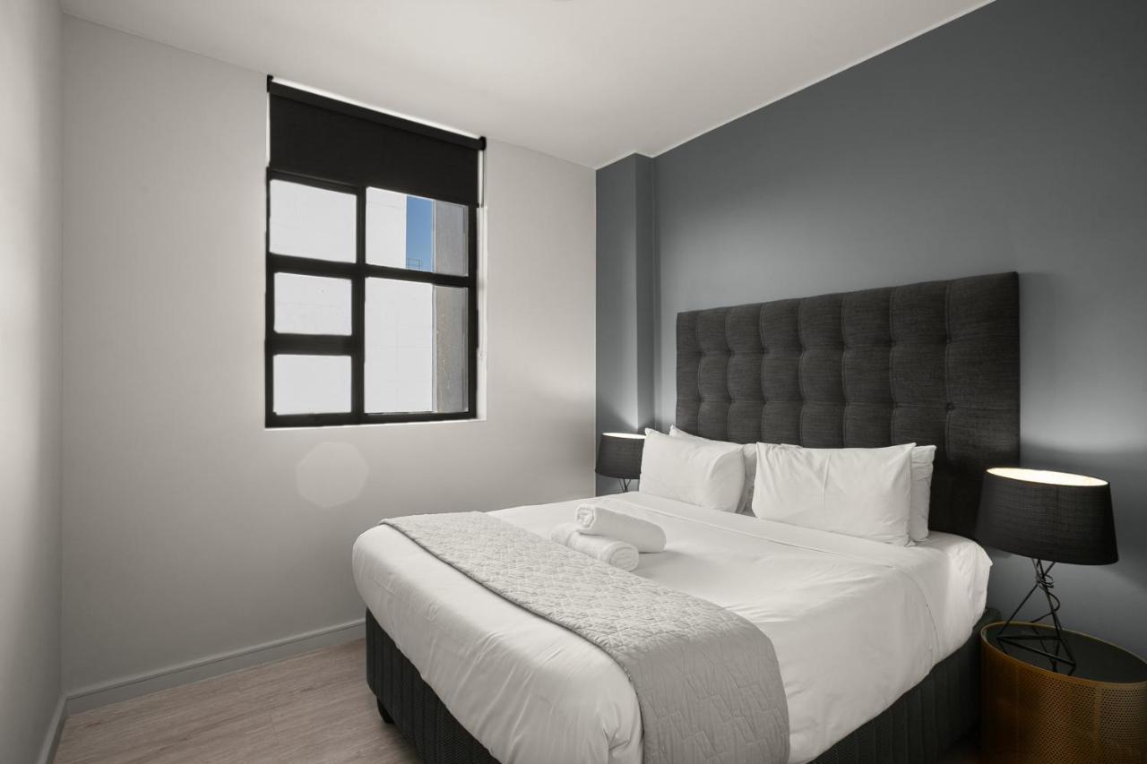 Easy - The Median Rosebank Apartment *