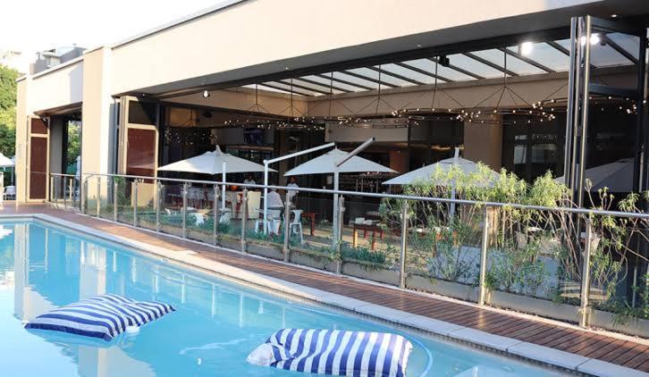 Sandton Skye Exclusive