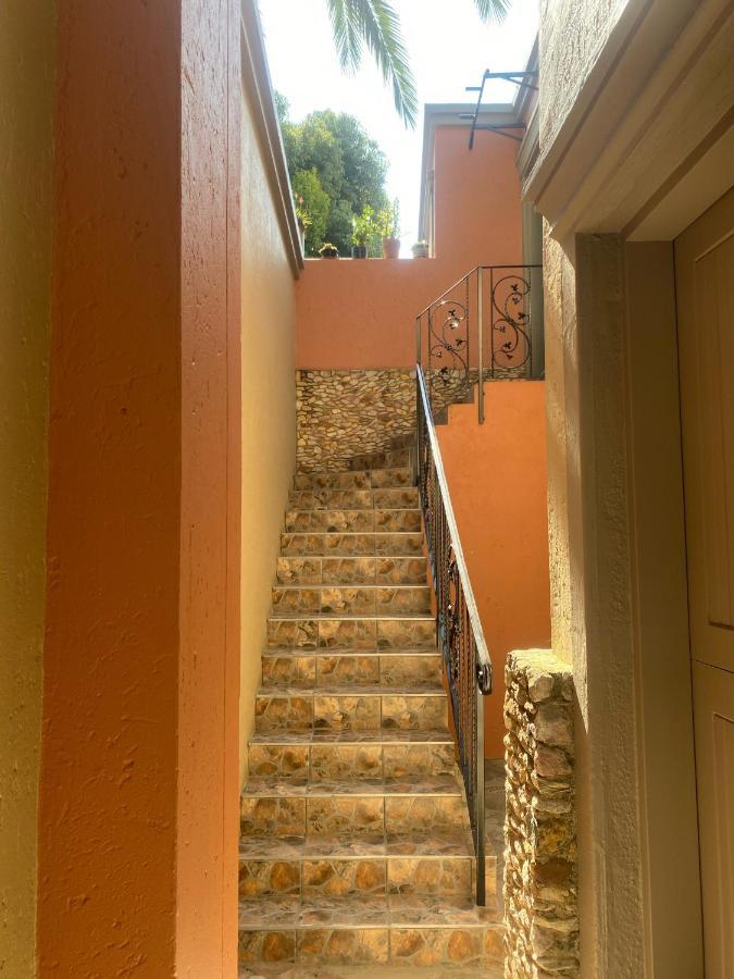 Harken House, Your Away From Home! * Johannesburg