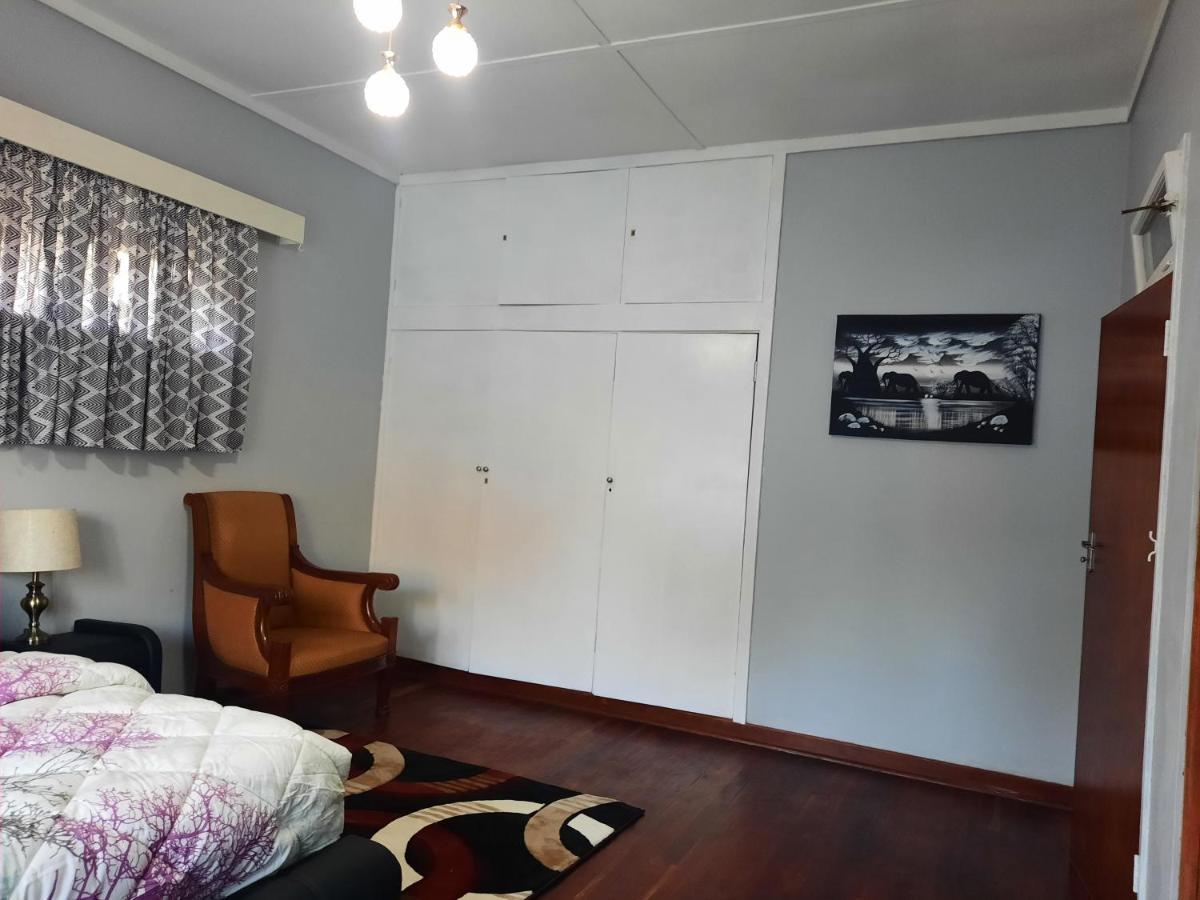 Thepenns Place Guest house Johannesburg