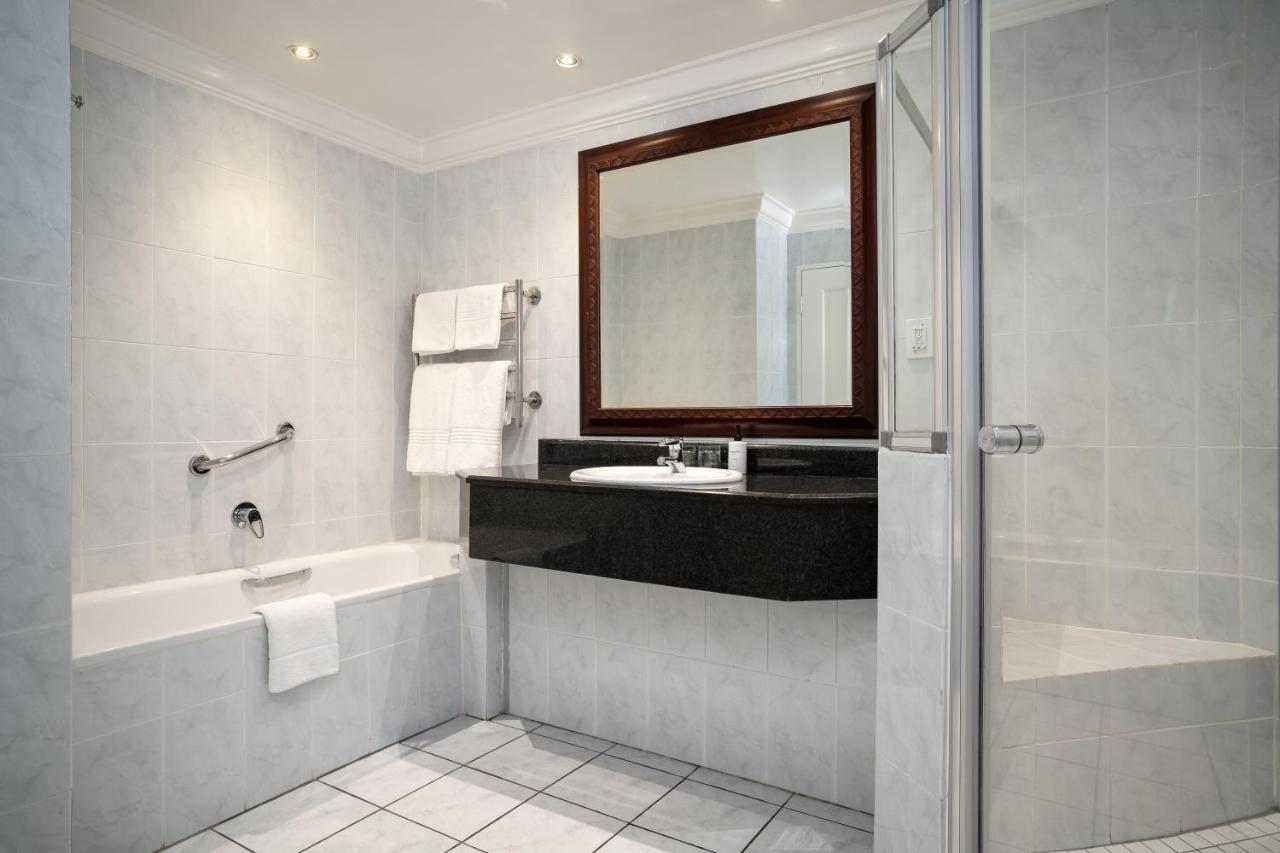 Premier Quatermain Hotel 4*