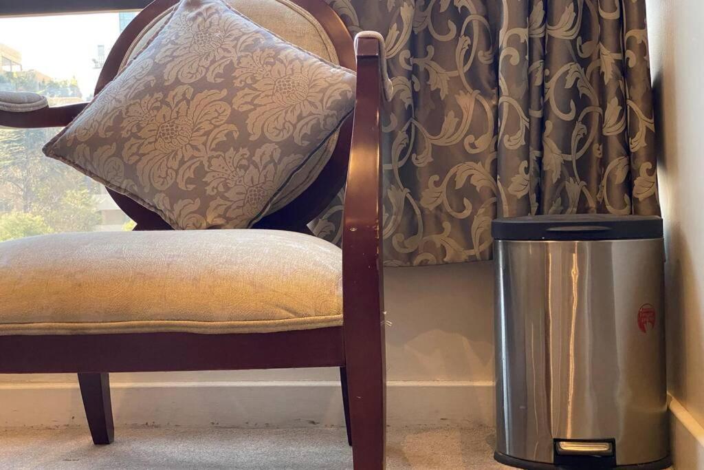 Dante's Sandton Skye Apartamento