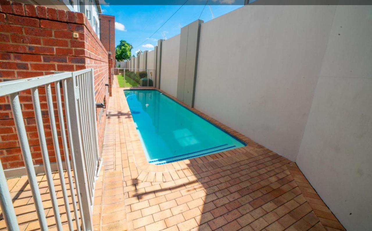 The Cube Apartments, Unit 34 On De La Rey Road Johannesburg