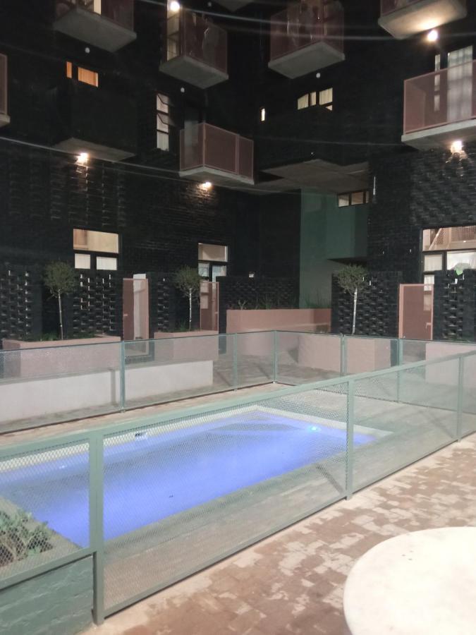 Hotel Maboneng Building Free Wifi And Swimming Pool Joanesburgo