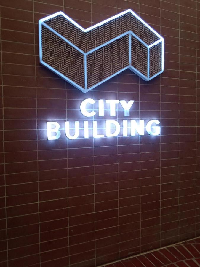 Hotel Maboneng Building Free Wifi And Swimming Pool Joanesburgo