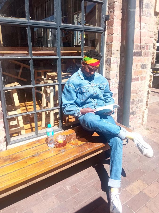 Hotel Maboneng Building Free Wifi And Swimming Pool Joanesburgo