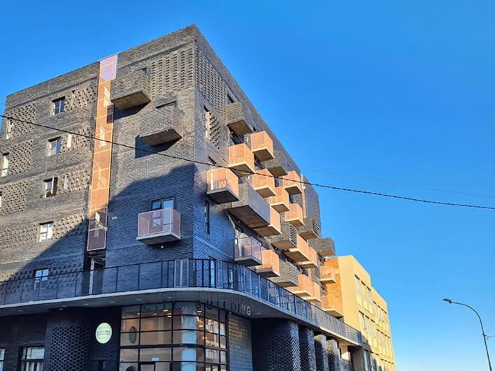 Maboneng Building Free Wifi And Swimming Pool 3*