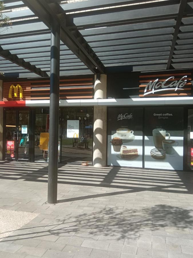 Maboneng Building Free Wifi And Swimming Pool Hotel