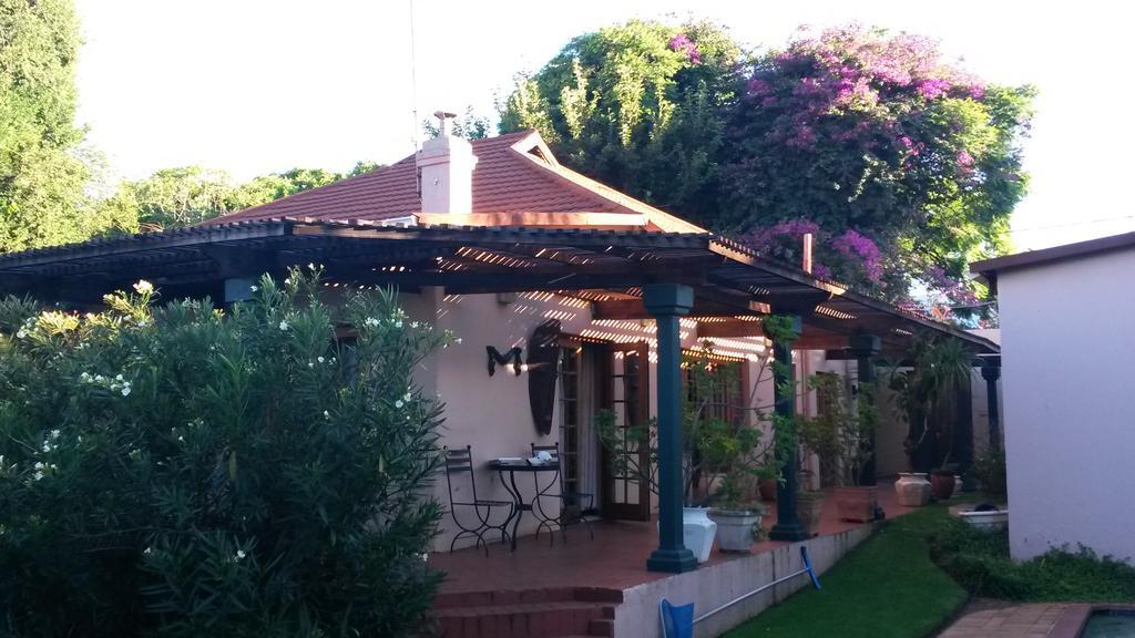 Thulani Guest house