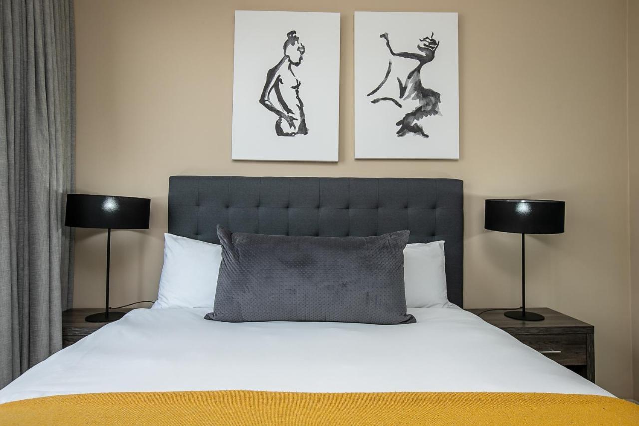 The Serviced Collection At The Tyrwhitt Rosebank * Johannesburg