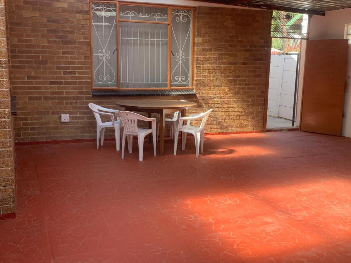 Gold Reef Hideout *