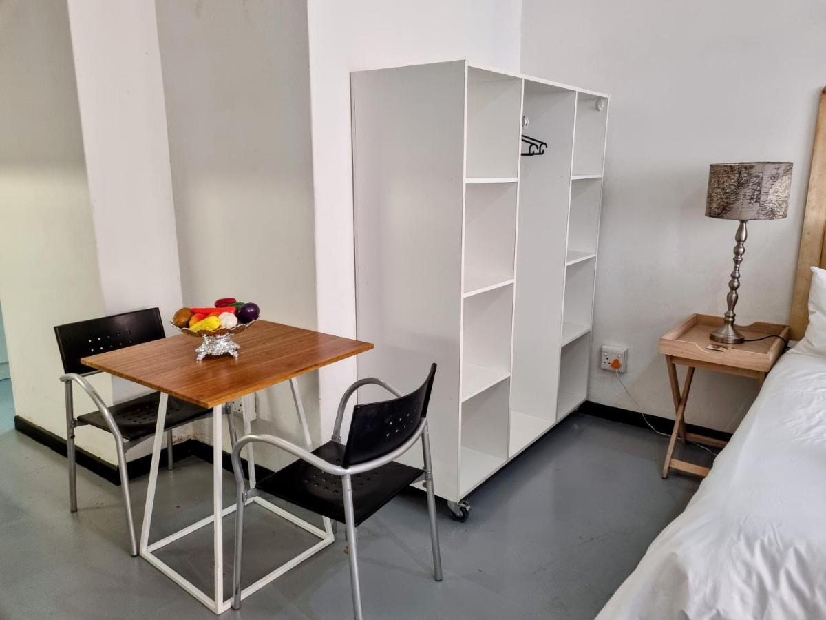 Kaleaba House In The Heart Of Maboneng Precinct *