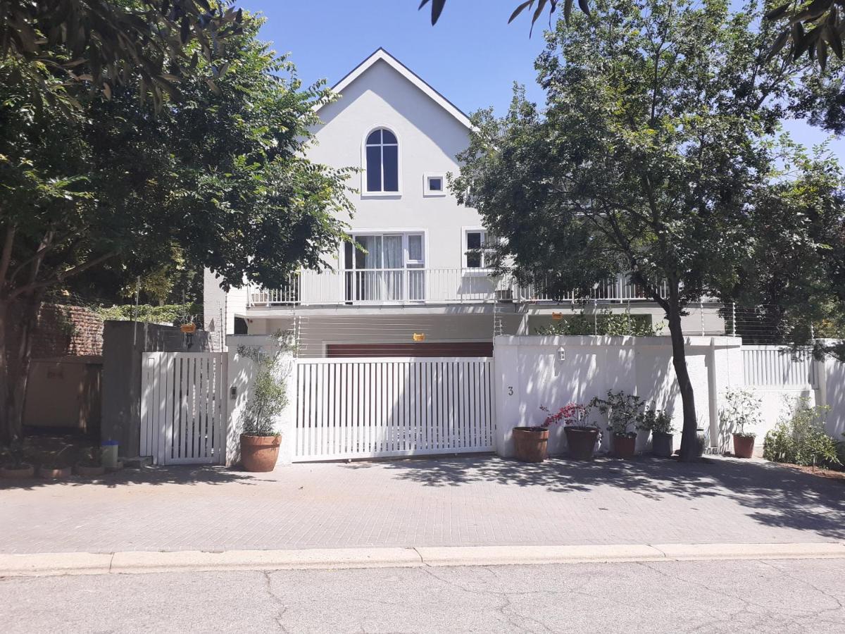 Guest house 3 On Tessa Johannesburg