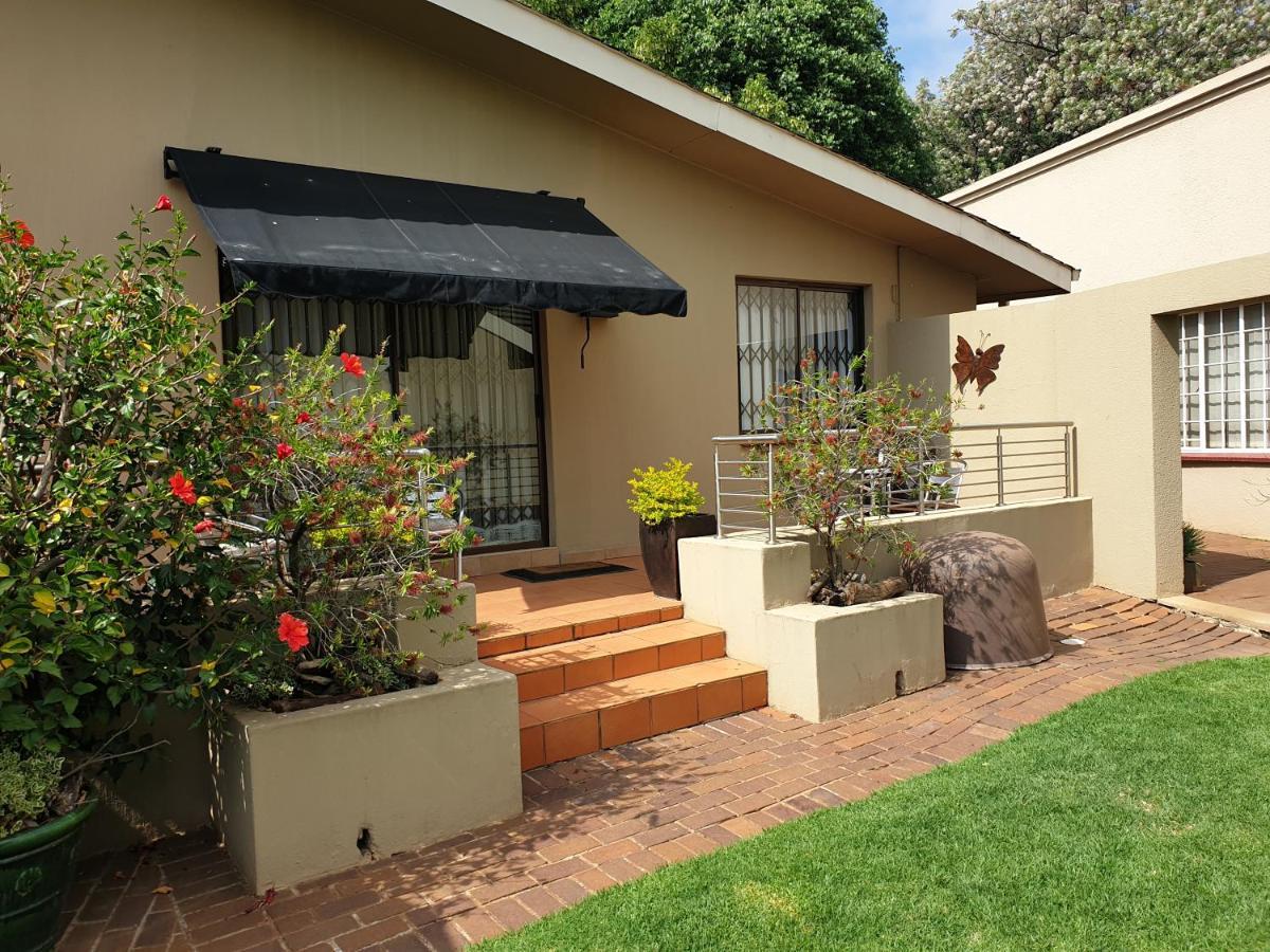 125 On Buuren Road Guest house Johannesburg