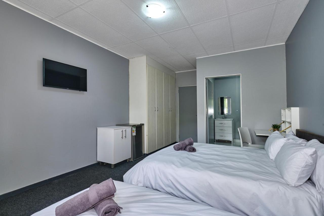 Motel & Out Sandton Johannesburg