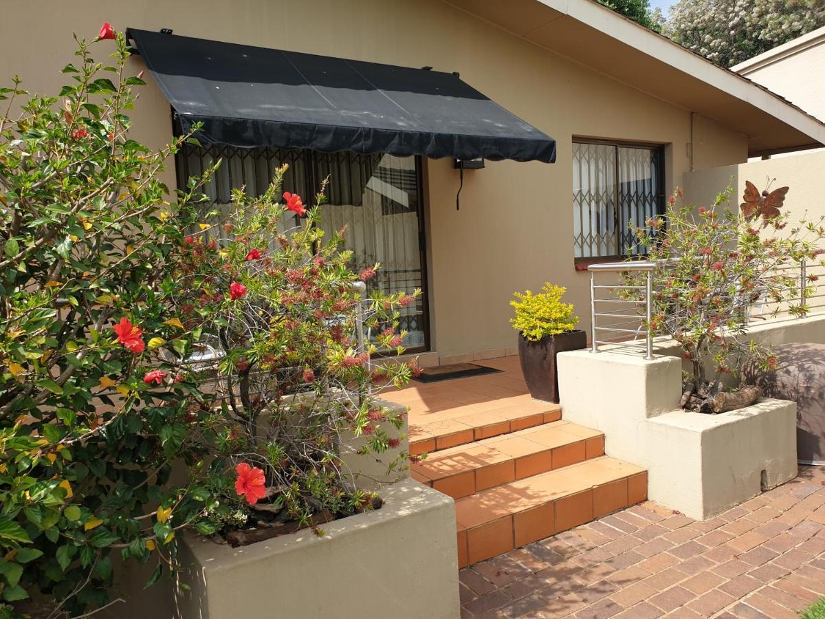 Guest house 125 On Buuren Road *
