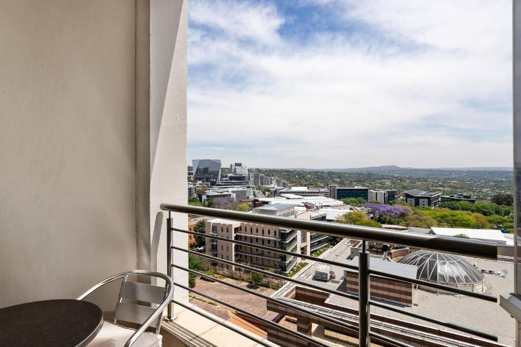 Hydro Sandton Penthouse * Johannesburg